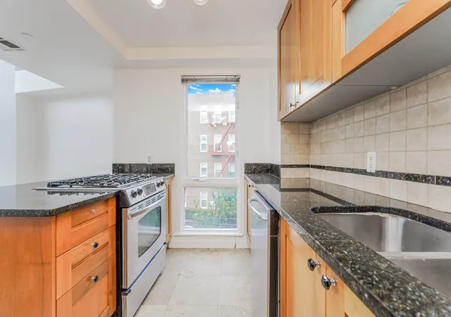 Listing Photo 4 - Condo for sale in building located at 1322 E 14Th St, New York, NY 11230 - Unit #3B