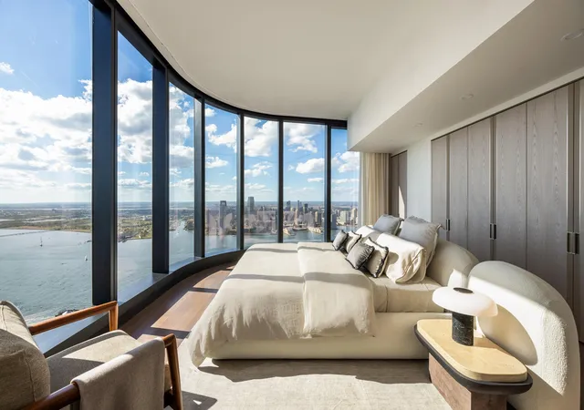 Photo 4 of House for sale at 125 Greenwich St #PH1A, New York City, NY 10006 | MLS# RLS20004459 | Listing updated on 2026-08-23