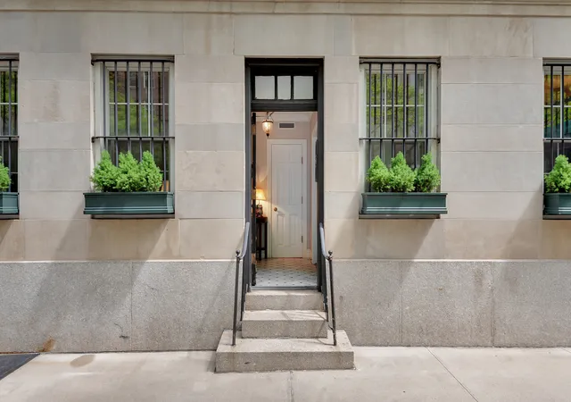 Townhouse for sale at 9 E 96Th St #1-A, New York City, NY 10128 | MLS# RLS20024115