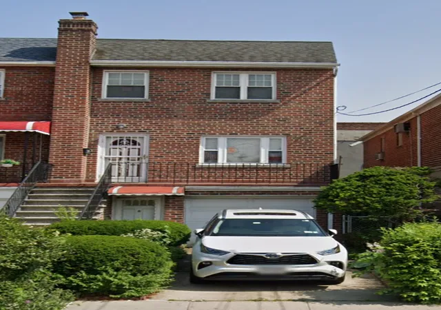 Photo 1 of Sale Pending at 928 Rhinelander Ave, Bronx, NY 10462 | MLS# RLS20024611 | Listing updated on 2026-08-18