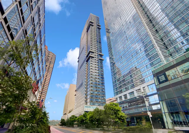 Listing Photo 2 - Condo for sale in The Atelier located at 635 W 42Nd St, New York, NY 10036 - Unit #7A