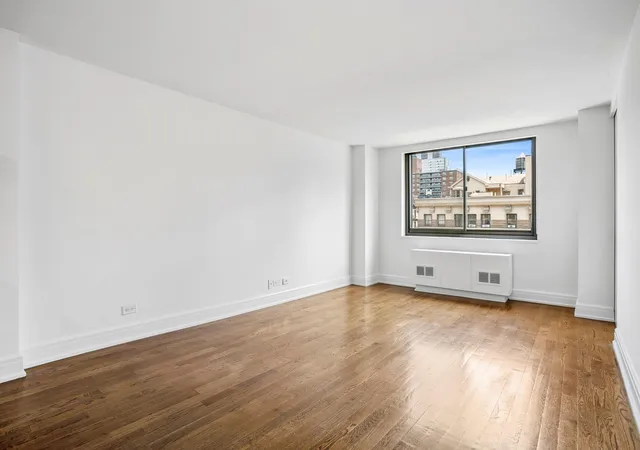 Listing Photo 1 - Condo for sale in building located at 275 W 96Th St, New York, NY 10025 - Unit #10LM