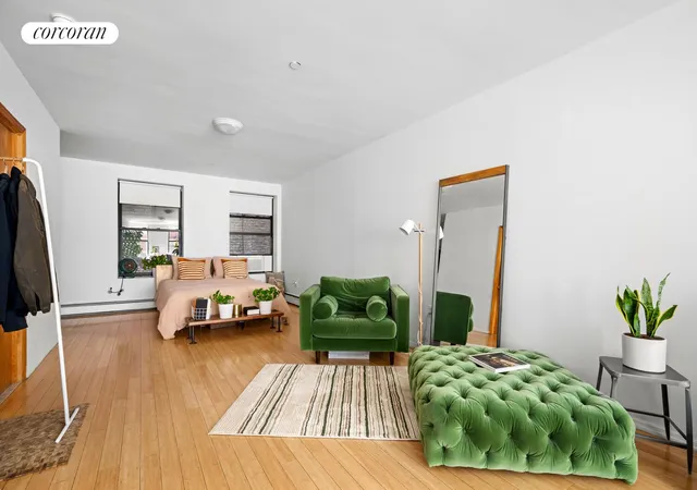 Photo 4 of Sale Pending at 183 Duane St, New York, NY 10013 | MLS# RLS20046348 | Listing updated on 2026-08-25