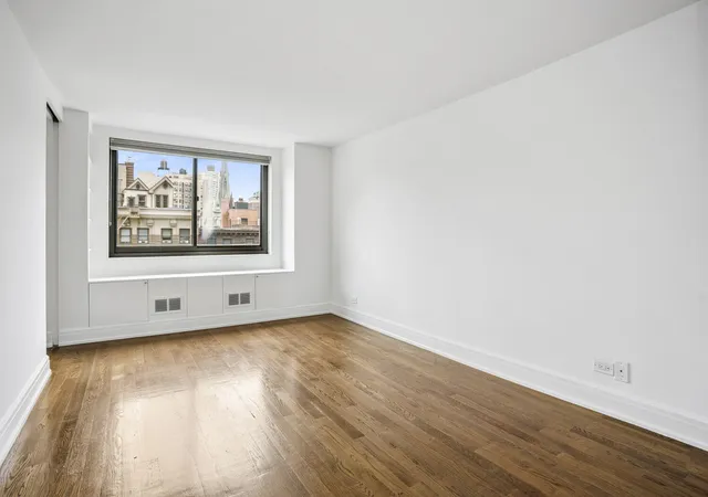 Photo 4 of Sale Pending at 275 W 96Th St #10L, New York, NY 10025 | MLS# RLS20046529 | Listing updated on 2026-08-23