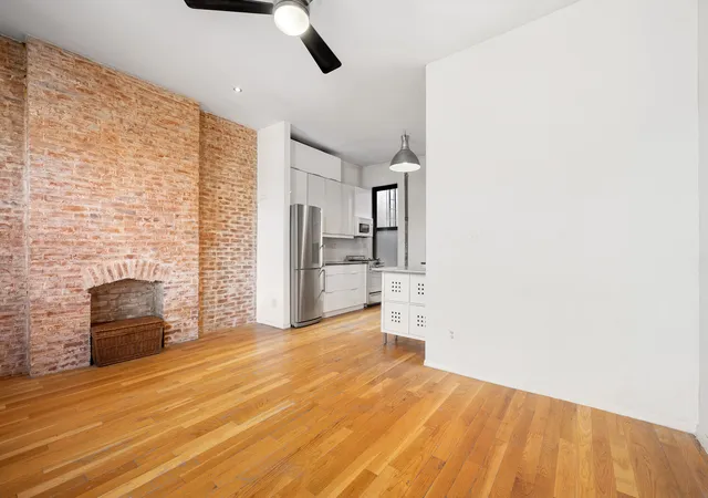Listing Photo 4 - Condo for sale in building located at 58 W 105Th St, New York City, NY 10025 - Unit #5A