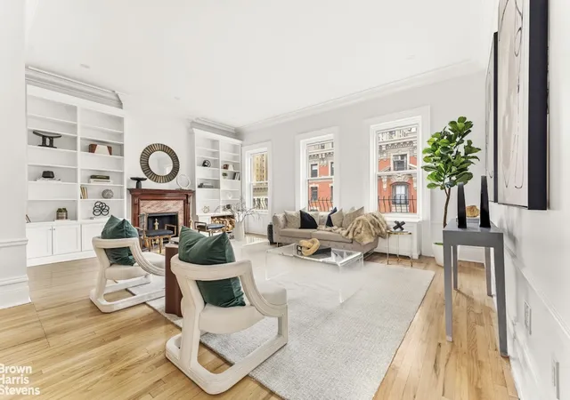 Listing Photo 1 - Condo for sale in building located at 1356 Madison Ave, New York City, NY 10128 - Unit #6S
