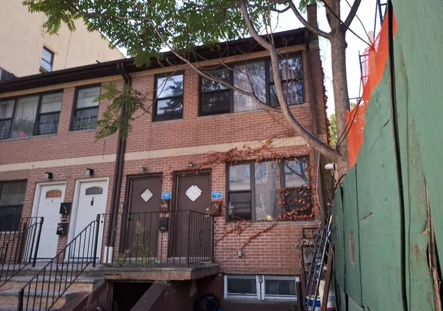 Photo 3 of Single family home for sale at 440 Blake Ave, New York City, NY 11212 | MLS# RLS20049017 | Listing updated on 2026-08-26