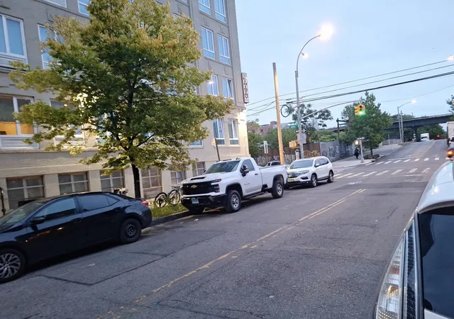 Photo 4 of Single family home for sale at 440 Blake Ave, New York City, NY 11212 | MLS# RLS20049017 | Listing updated on 2026-08-26