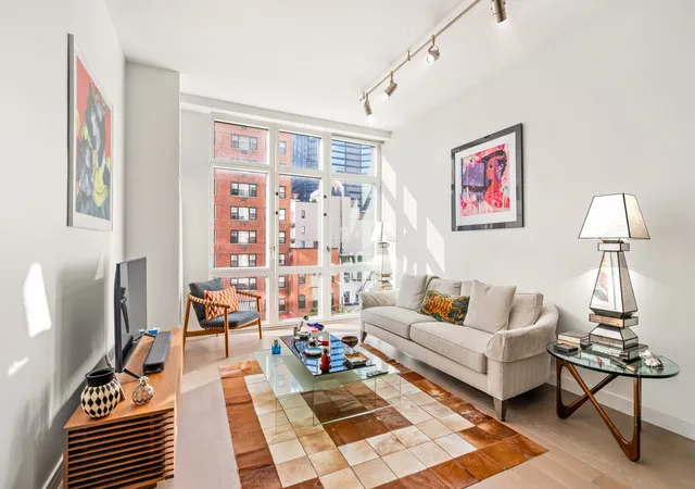 Sale Pending at 305 E 51st Street #RU5H, New York City, NY 10022 | MLS# RLS20053175 | Listing updated on 2026-08-18