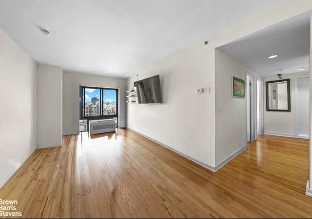 Photo 2 of Sale Pending at 775 Lafayette Ave #8B, New York City, NY 11221 | MLS# RLS20056299 | Listing updated on 2026-08-20