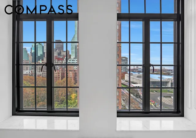 Listing Photo 4 - Condo for sale in building located at 25 Tudor City Pl, New York, NY 10017 - Unit #1103