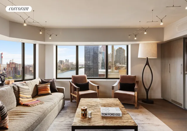 Photo 3 of Sale Pending at 10 E End Ave #PH21D, New York, NY 10075 | MLS# RLS20062535 | Listing updated on 2026-08-24