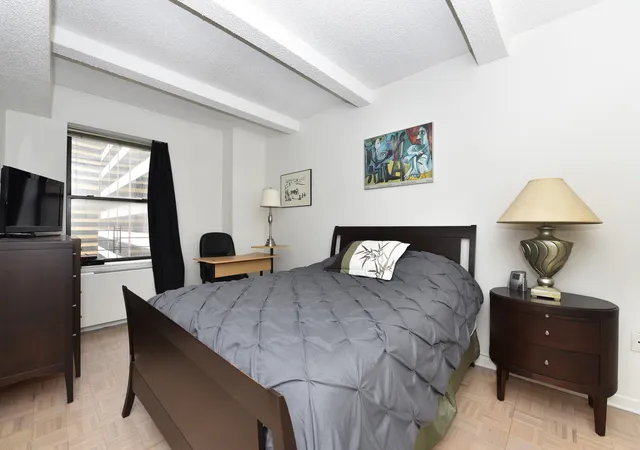 Photo 3 of House for sale at 150 W 51st Street #1621, New York City, NY 10019 | MLS# RLS20066066 | Listing updated on 2026-08-21