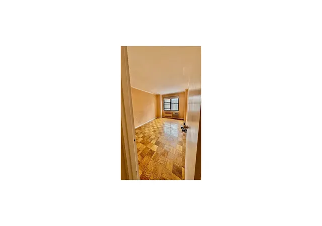 Photo 4 of Sale Pending at 205 W End Ave #11A, New York, NY 10023 | MLS# RLS20067773 | Listing updated on 2026-08-24