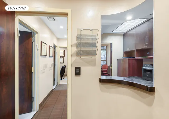 Listing Photo 5 - Condo for sale in building located at 871 5Th Ave, New York City, NY 10065 - Unit #1