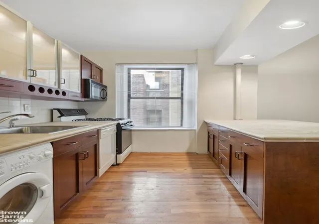 Listing Photo 4 - Condo for sale in building located at 515 Edgecombe Ave, New York City, NY 10032 - Unit #41