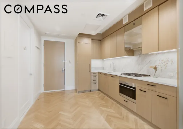 Photo 5 of House for sale at 300 W 122nd Street #4F, New York, NY 10027 | MLS# RLS20074576 | Listing updated on 2026-08-23