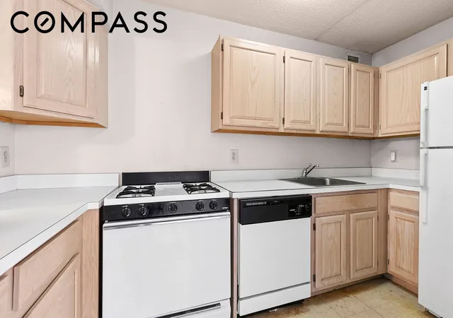 Photo 3 of Sale Pending at 1919 Madison Ave #304, New York City, NY 10035 | MLS# RLS20074784 | Listing updated on 2026-08-21