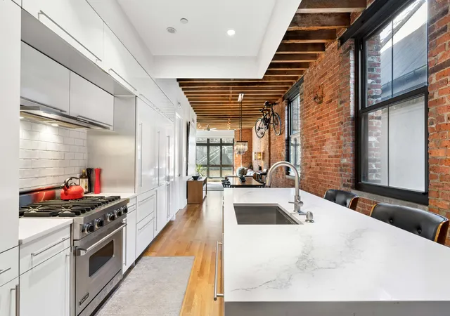 4th image of 406 W 45Th St #3D, New York City, NY 10036 | MLS# RLS20076765