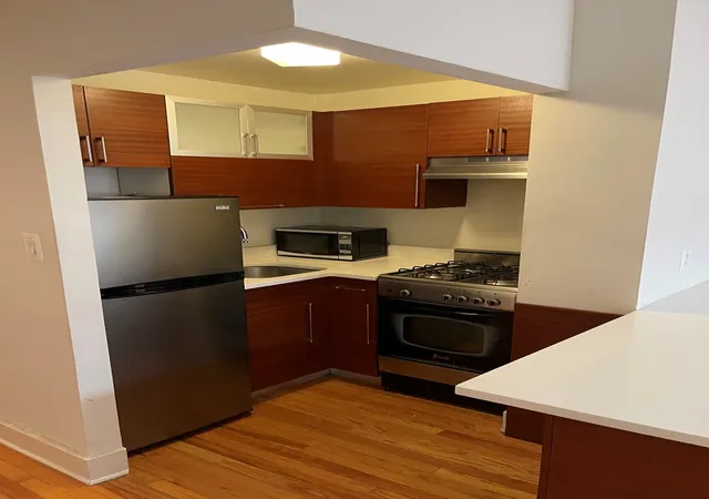 Photo 4 of House for sale at 184 Thompson St #3O, New York City, NY 10012 | MLS# RLS20076977 | Listing updated on 2026-08-25