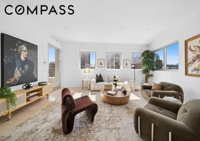 Photo 3 of Sale Pending at 265 Wythe Ave #4, New York City, NY 11249 | MLS# RLS20077781 | Listing updated on 2026-08-25