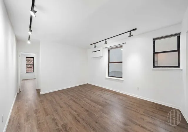 Photo 2 of Sale Pending at 4 W 109th Street #5G, New York, NY 10025 | MLS# RLS20078739 | Listing updated on 2026-08-20