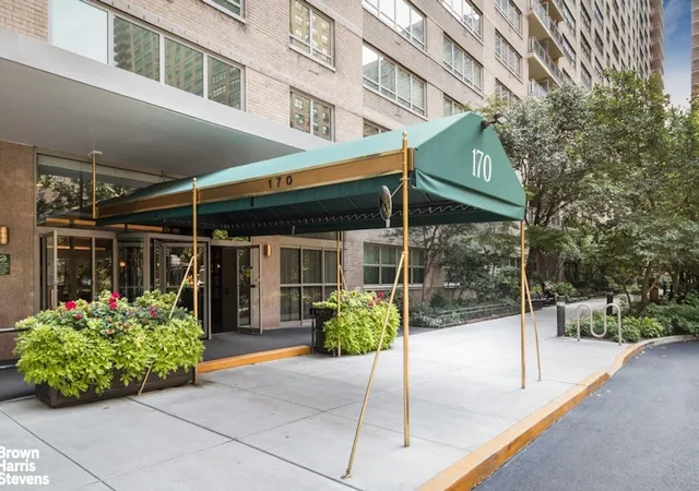 Photo 3 of Condo for sale at 170 W End Ave #7C, New York City, NY 10023 | MLS# RLS20078759 | Listing updated on 2026-08-24