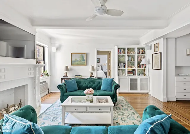 Photo 2 of Sale Pending at 49 E 96th Street #4B, New York, NY 10128 | MLS# RLS20079575 | Listing updated on 2026-08-22