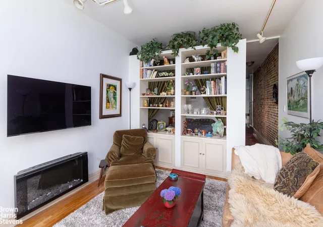 Photo 2 of Condo for sale at 179 E 78th Street #2B, New York City, NY 10075 | MLS# RLS20080485 | Listing updated on 2026-07-31