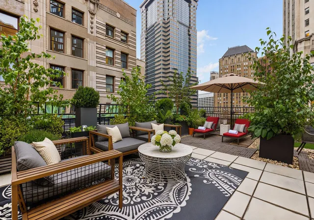 Photo 2 of Condo for sale at 25 Broad St #PH2D, New York, NY 10004 | MLS# RLS20080548 | Listing updated on 2026-08-19