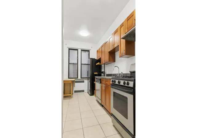 Photo 2 of Sale Pending at 2515 Glenwood Rd #1A, New York City, NY 11210 | MLS# RLS20081609 | Listing updated on 2026-08-20