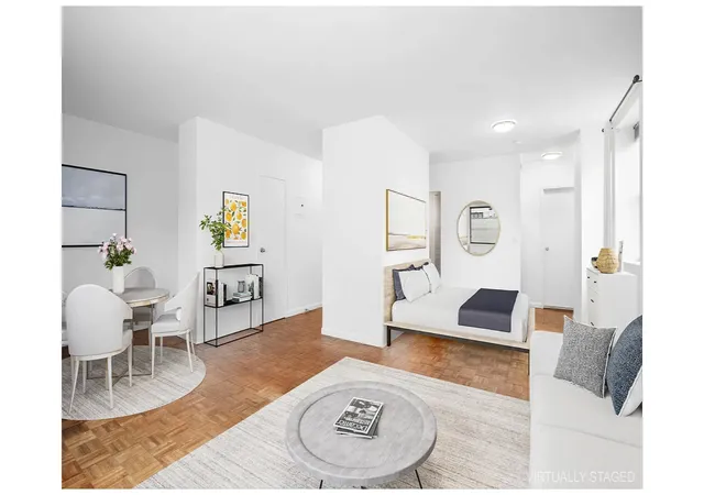 Listing Photo 4 - Condo for sale in building located at 153 E 87Th St, New York City, NY 10128 - Unit #10C