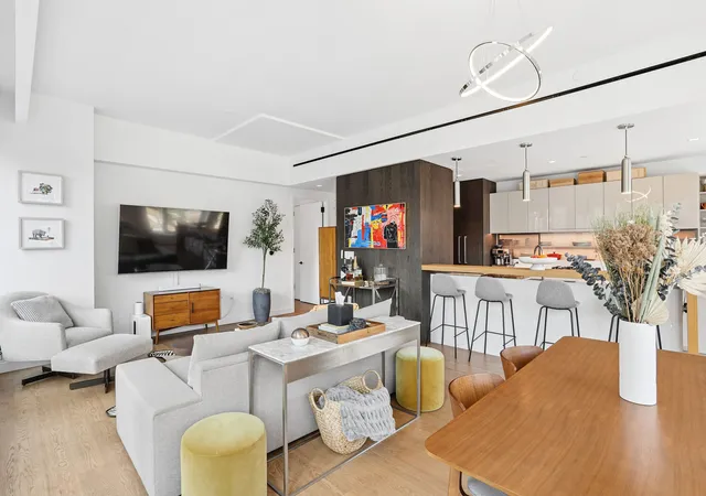 Photo 3 of Condo for sale at 202 Broome St #7M, New York, NY 10002 | MLS# RLS20082066 | Listing updated on 2026-08-25