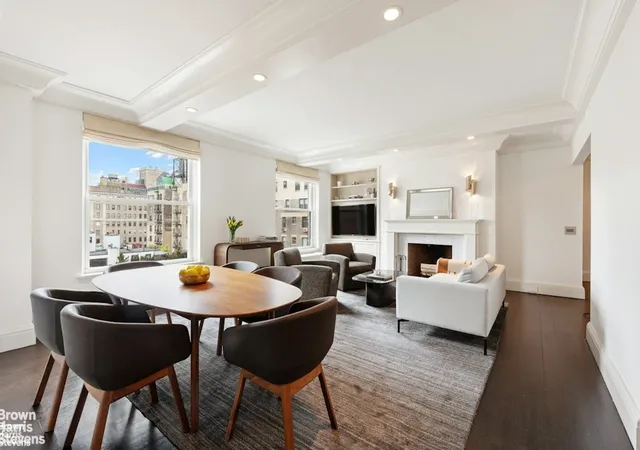 Listing Photo 3 - Condo for sale in building located at 8 E 96Th St, New York City, NY 10128 - Unit #14C