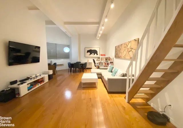 Listing Photo 2 - Condo for sale in building located at 310 E 46Th St, New York, NY 10017 - Unit #6A