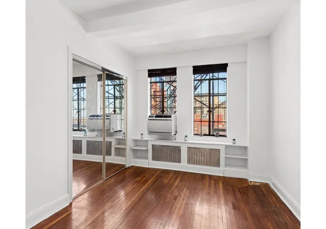 Photo 2 of House for sale at 320 E 42nd Street #2505, New York, NY 10017 | MLS# RLS20082879 | Listing updated on 2026-08-23