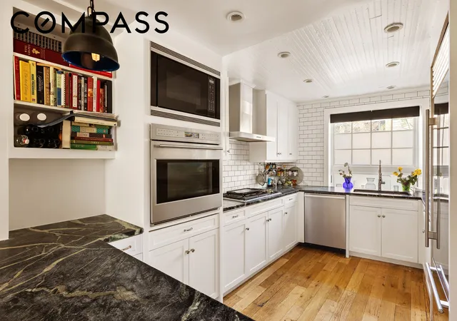 Photo 4 of Sale Pending at 338 Metropolitan Ave, Brooklyn, NY 11211 | MLS# RLS20079424 | Listing updated on 2026-08-26