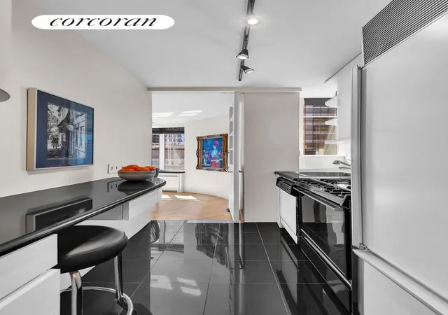 Photo 4 of House for sale at 17 W 54th Street #9C, New York City, NY 10019 | MLS# RLS20083334 | Listing updated on 2026-08-24