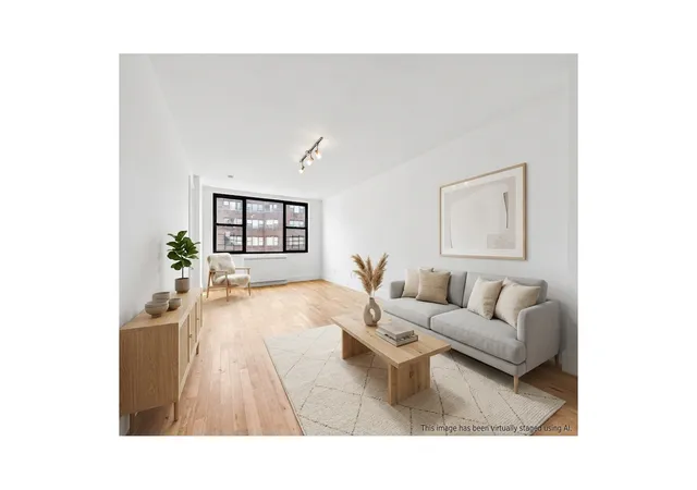 Photo 4 of Sale Pending at 1474 3rd Avenue #15S, New York City, NY 10028 | MLS# RLS20085022 | Listing updated on 2026-07-31