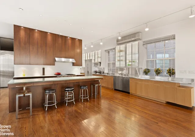 Listing Photo 4 - Condo for sale in building located at 110 Mercer St, New York City, NY 10012 - Unit #4