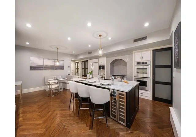 Photo 3 of Mansion for sale at 113 E 64th Street, New York City, NY 10065 | MLS# RLS20085912 | Listing updated on 2026-08-21