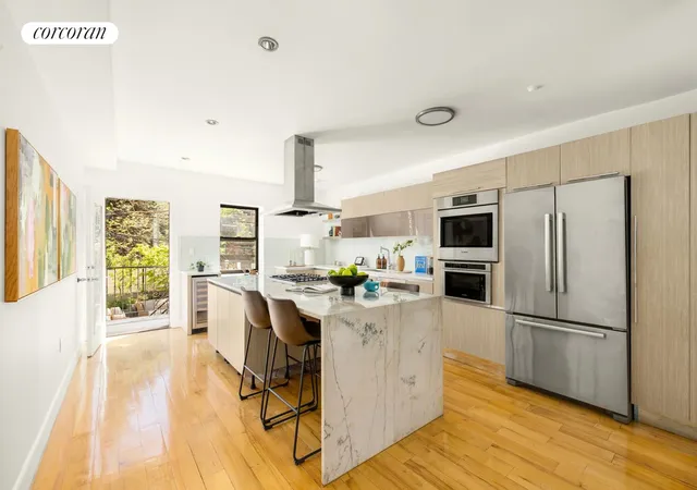 Photo 4 of Sale Pending at 578 Lafayette Ave, New York City, NY 11205 | MLS# RLS20087003 | Listing updated on 2026-08-27