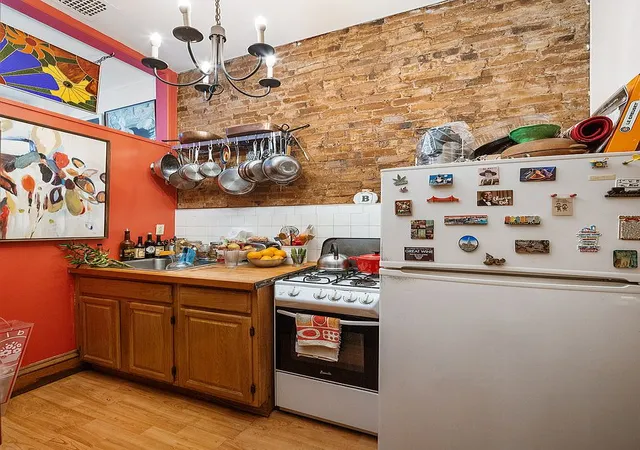 Photo 3 of Sale Pending at 109 Lincoln Pl, Brooklyn, NY 11217 | MLS# RLS20087191 | Listing updated on 2026-08-26