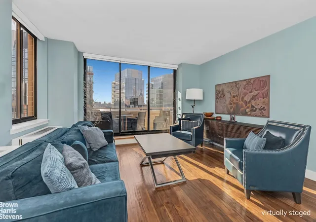 Photo 2 of Sale Pending at 140 Charles St #10E, New York, NY 10014 | MLS# RLS20087527 | Listing updated on 2026-08-22