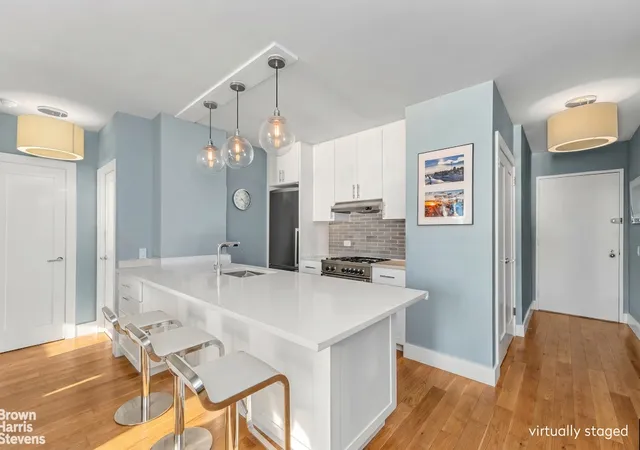 Photo 3 of Sale Pending at 140 Charles St #10E, New York, NY 10014 | MLS# RLS20087527 | Listing updated on 2026-08-22