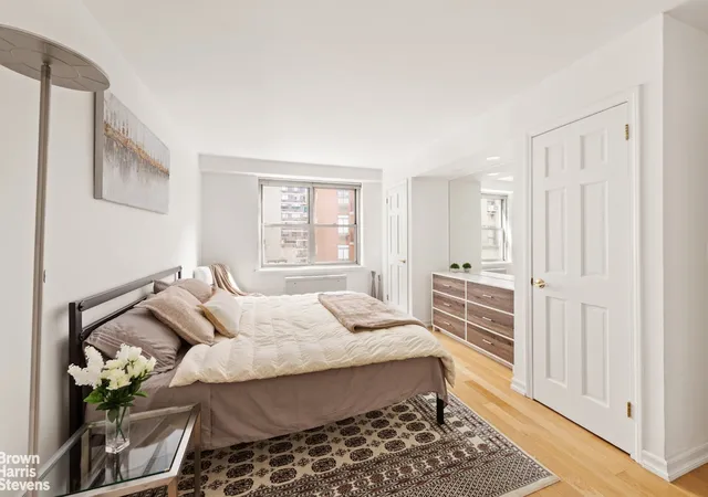 Photo 4 of Sale Pending at 55 E 87th Street #12F, New York, NY 10128 | MLS# RLS20087954 | Listing updated on 2026-08-23