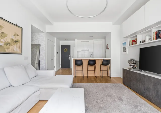 Photo 2 of Condo for sale at 230 E 20th Street #66, New York, NY 10003 | MLS# RLS20088714 | Listing updated on 2026-08-17