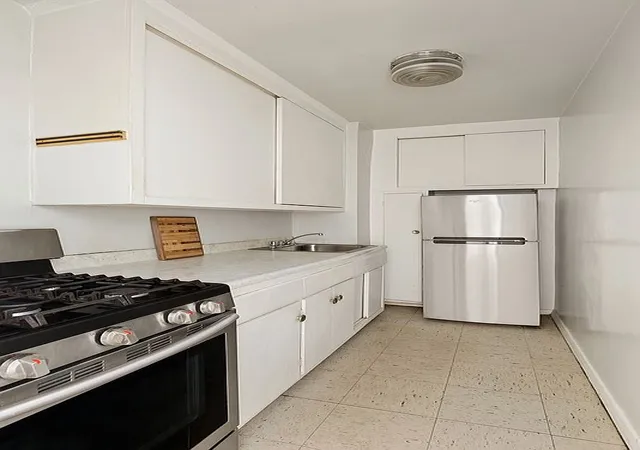 Photo 3 of Sale Pending at 211 E 18th Street #4-P, New York City, NY 10003 | MLS# RLS20089041 | Listing updated on 2026-08-19