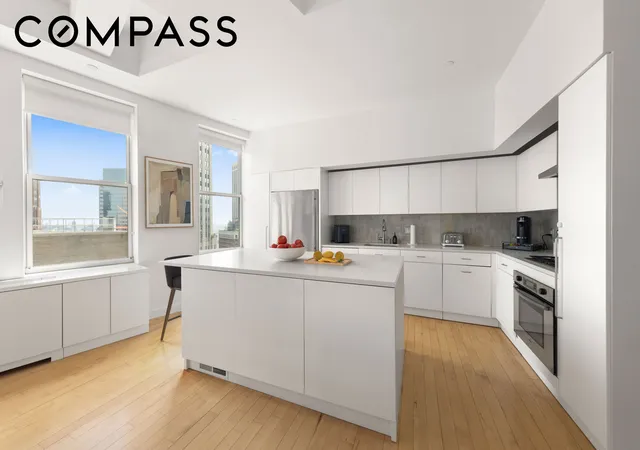 Photo 4 of House for sale at 15 Broad St #3100, New York City, NY 10005 | MLS# RLS20087892 | Listing updated on 2026-07-31