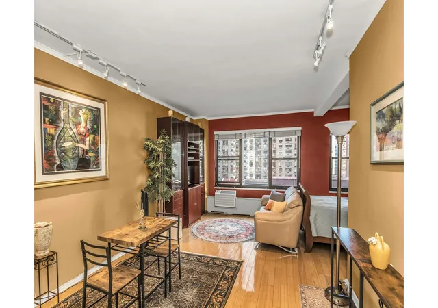 Photo 3 of Condo for sale at 2 Tudor City Pl #3MS, New York, NY 10017 | MLS# RLS20090314 | Listing updated on 2026-08-20